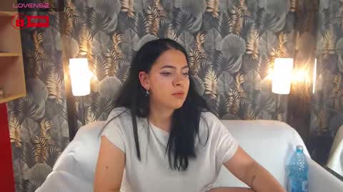 JessTheWicked online show from December 7, 5:48 pm