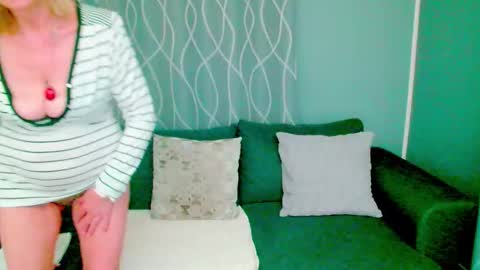 Snapshot of jessy_curt chatting on September 21, 3:43 am jessy curt online show from September 21, 3:43 am