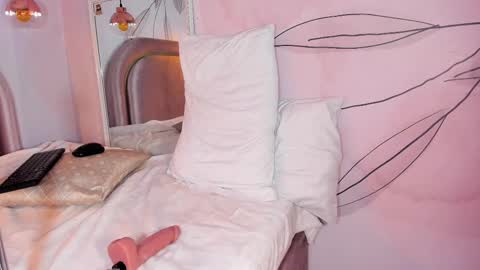 Jessica online show from March 8, 6:21 am