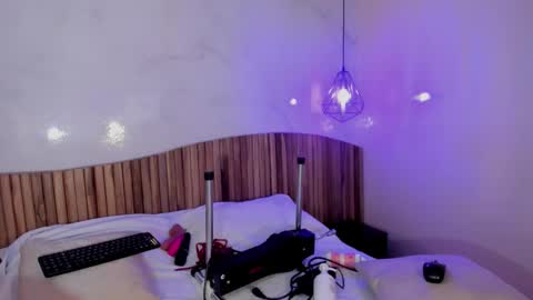 Jessica online show from September 17, 8:12 pm