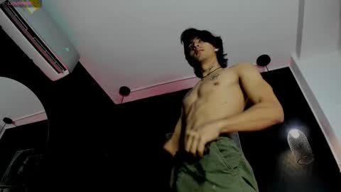 jett_savage online show from November 4, 2:18 pm