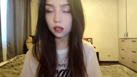 I am Gina ntmu Lets hit 10 Thumbs Up together online show from February 24, 9:34 am