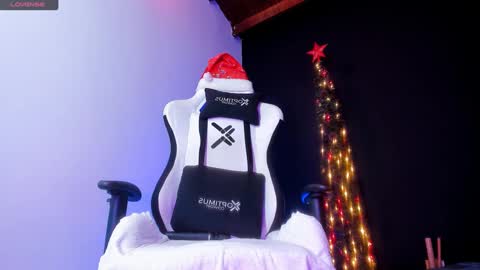 Snapshot of jeyden_camilo chatting on December 18, 10:02 pm Jeyden Camilo online show from December 18, 10:02 pm