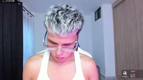 Snapshot of jeyden_camilo chatting on September 9, 10:32 pm Jeyden Camilo online show from September 9, 10:32 pm
