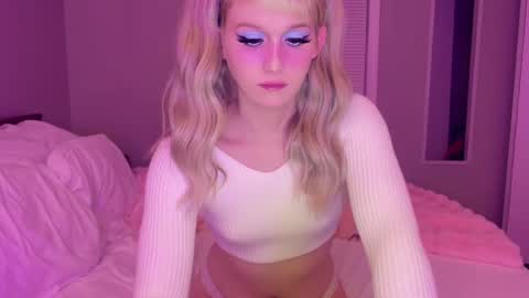 Snapshot of jeylababe chatting on September 21, 2:26 am online show from September 21, 2:26 am
