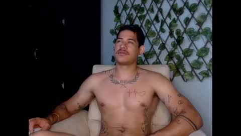 jffer_slhom online show from April 22, 4:19 am