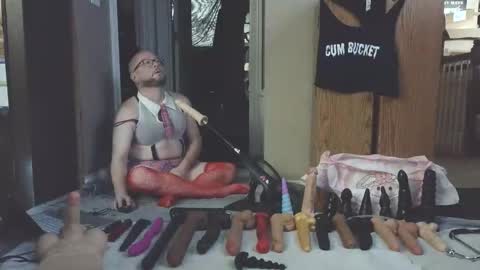 Nasty Cumslut online show from December 16, 6:14 pm