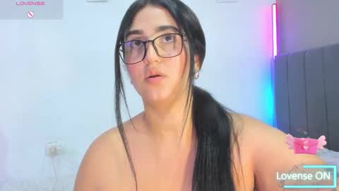 jhackelin  My independent account online show from February 13, 1:09 am