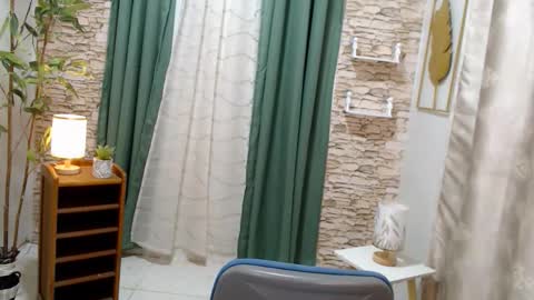 jhanea69 online show from October 27, 7:41 am