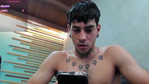 Snapshot of jharol_cardona chatting on January 24, 4:27 am Jharol online show from January 24, 4:27 am