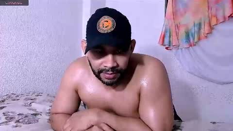 En moreno online show from November 10, 1:58 pm