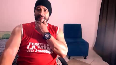 En moreno online show from November 17, 8:11 pm