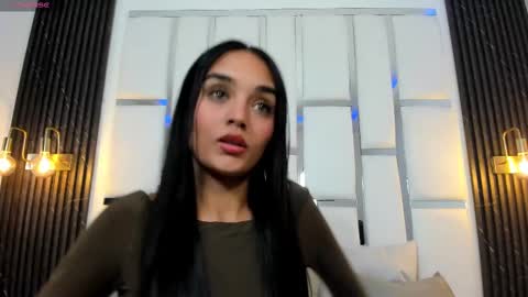 Snapshot of jhoanaduran_ chatting on February 1, 7:44 pm Jhoana online show from February 1, 7:44 pm