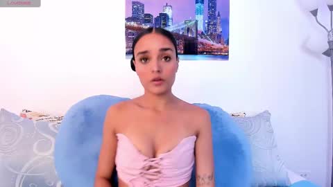 Snapshot of jhoanaduran_ chatting on January 23, 5:31 pm Jhoana online show from January 23, 5:31 pm