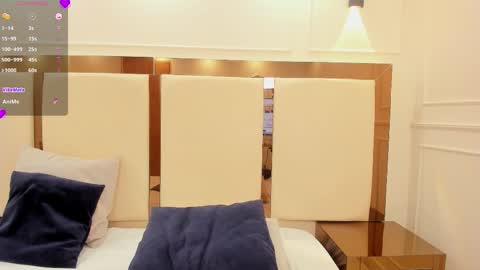 Jhoana  online show from October 14, 6:55 pm