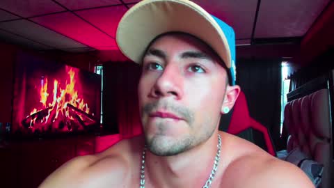 Jhojan Strong  online show from February 5, 10:11 pm