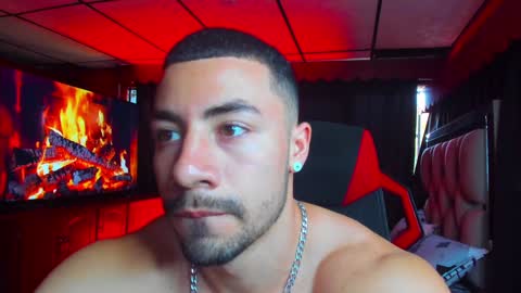 Jhojan Strong  online show from January 16, 10:34 pm