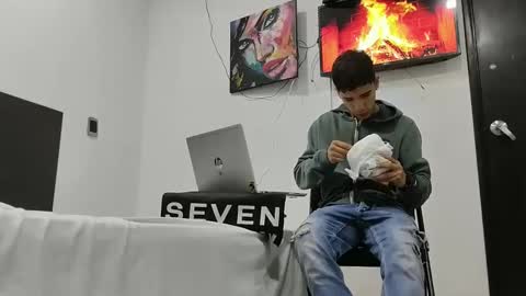 jhon online show from February 28, 1:14 pm