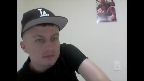 jhonny_6695 online show from March 2, 5:23 am
