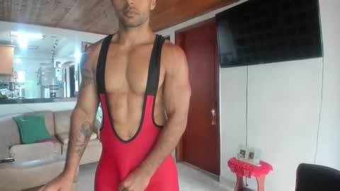 jh online show from December 18, 7:53 pm