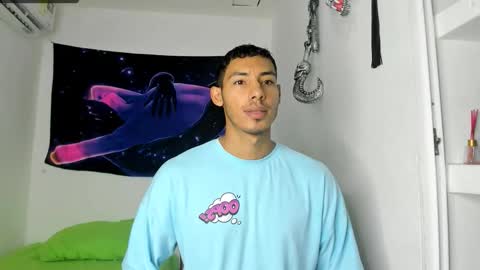 Snapshot of jhosep_hamilton chatting on September 18, 7:07 pm jhosep_hamilton online show from September 18, 7:07 pm