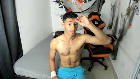 jhosep_hamilton online show from November 7, 9:17 pm