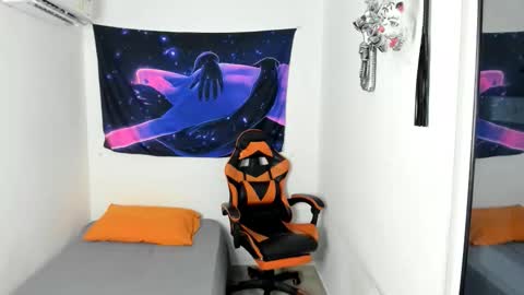 jhosep_hamilton online show from September 25, 9:44 pm