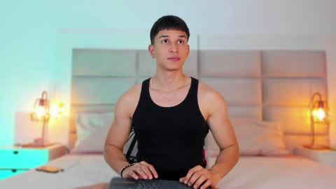 Jhosua Hunt online show from December 7, 6:05 am