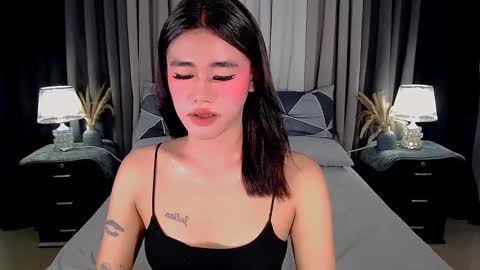 jhuliana_and_charles_room online show from September 25, 4:52 am