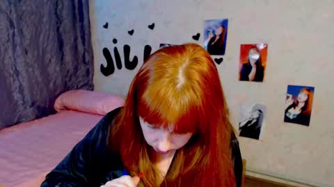 Snapshot of jillstevens chatting on March 10, 8:23 pm jillstevens online show from March 10, 8:23 pm