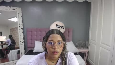 Jimena  online show from September 18, 2:54 pm