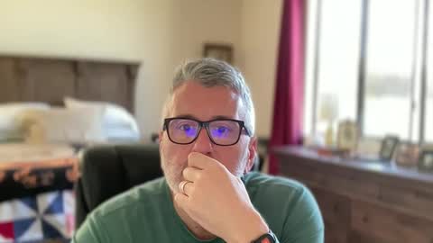 Dad of Three online show from February 8, 8:53 pm