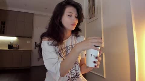 Jina meow online show from April 17, 2:25 am