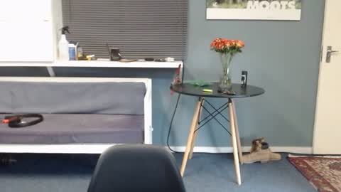 JamesJan van Rebel online show from December 22, 4:19 am