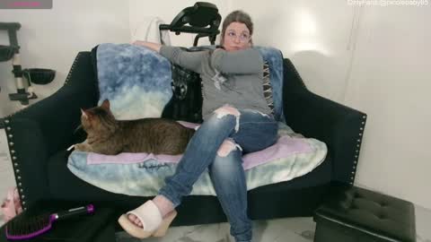 Nicole  Allen online show from December 18, 11:19 pm
