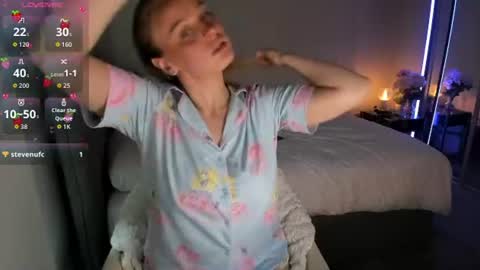 Juliette Rose online show from June 17, 8:52 am