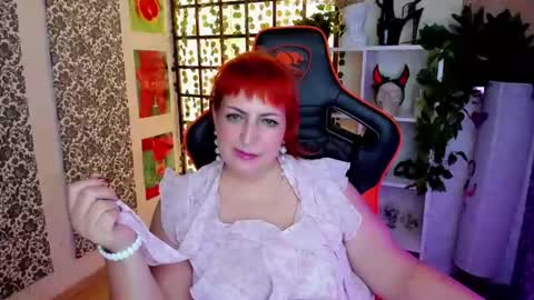 Joana online show from June 19, 9:15 am