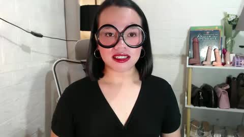 Joana online show from February 25, 11:15 pm