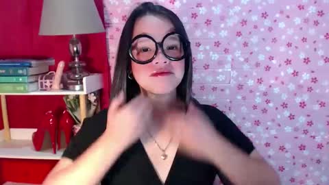 Joana online show from November 10, 8:00 pm