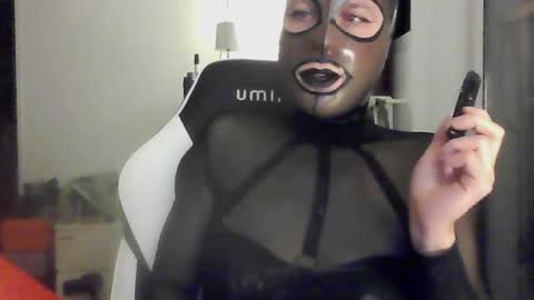 The sweetest toy online show from December 20, 8:55 pm