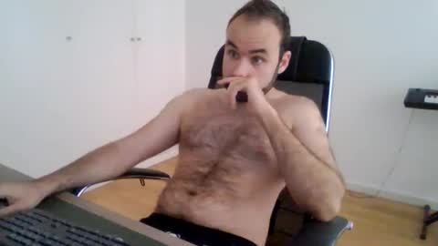 joaodias_18 online show from May 25, 10:54 am