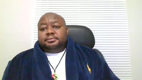 Snapshot of joe25123 chatting on February 27, 2:25 am joe25123 online show from February 27, 2:25 am
