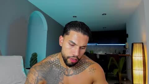 joe_esthetic online show from February 20, 3:01 am