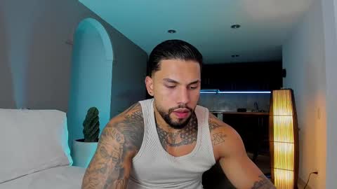 joe_esthetic online show from February 14, 11:42 pm