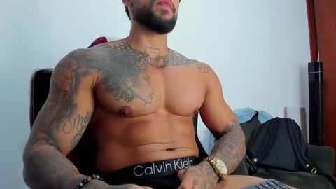 joe_esthetic online show from October 23, 12:01 am