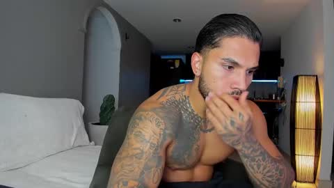 joe_esthetic online show from October 8, 1:13 am