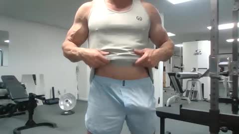 joe_smith5679 online show from May 6, 8:26 pm
