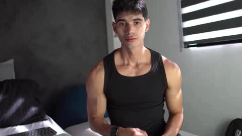 joe_steel1 online show from November 23, 7:45 pm