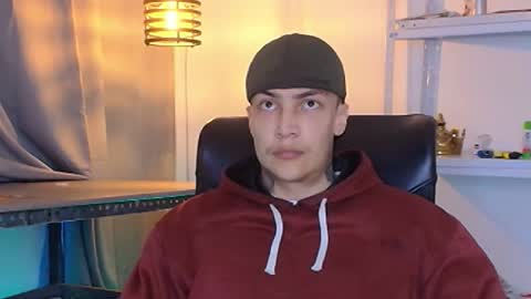 joeh_jonas online show from October 12, 3:32 am