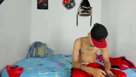 johan_and_antonella online show from January 7, 8:36 pm